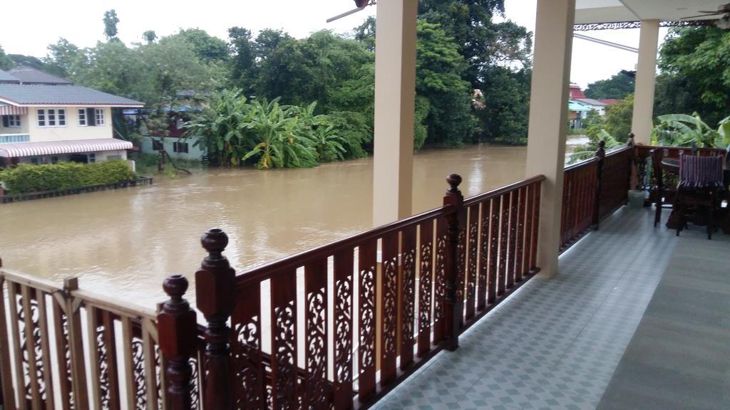 Khun Pra Chote Homestay & Guesthouse Phra Nakhon Si Ayutthaya Esterno foto